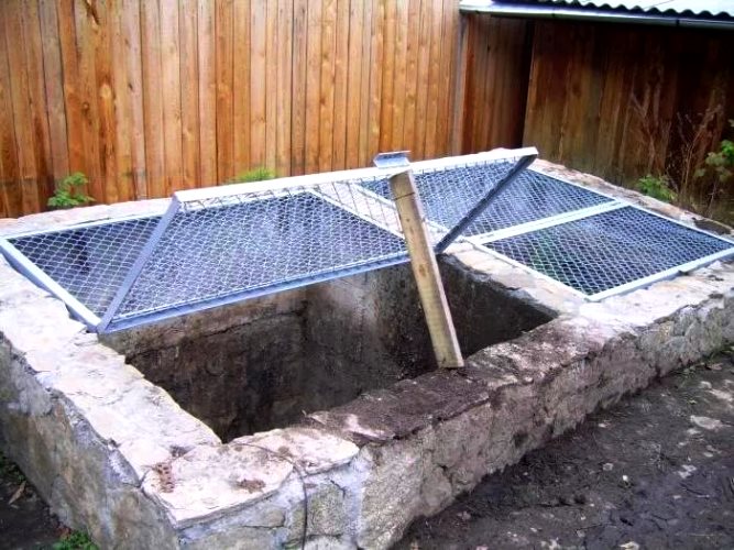 Как сделать компостную яму на даче, что кладут в компост